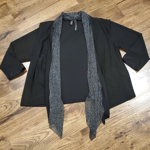 Nic & Dom Jackets & Blazers - Womens black & silver dressy open collared jacket size M